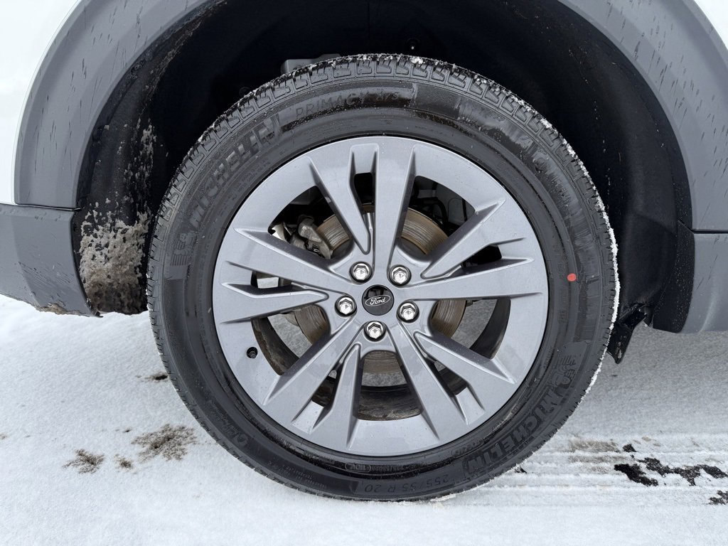 Used 2025 Ford Explorer Active w/ Active Comfort Package image 27