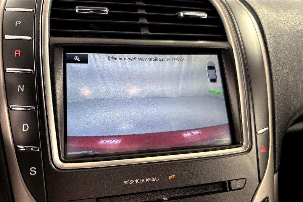Used 2016 Lincoln MKX Select w/ Select Plus Package AWD/4WD image 16