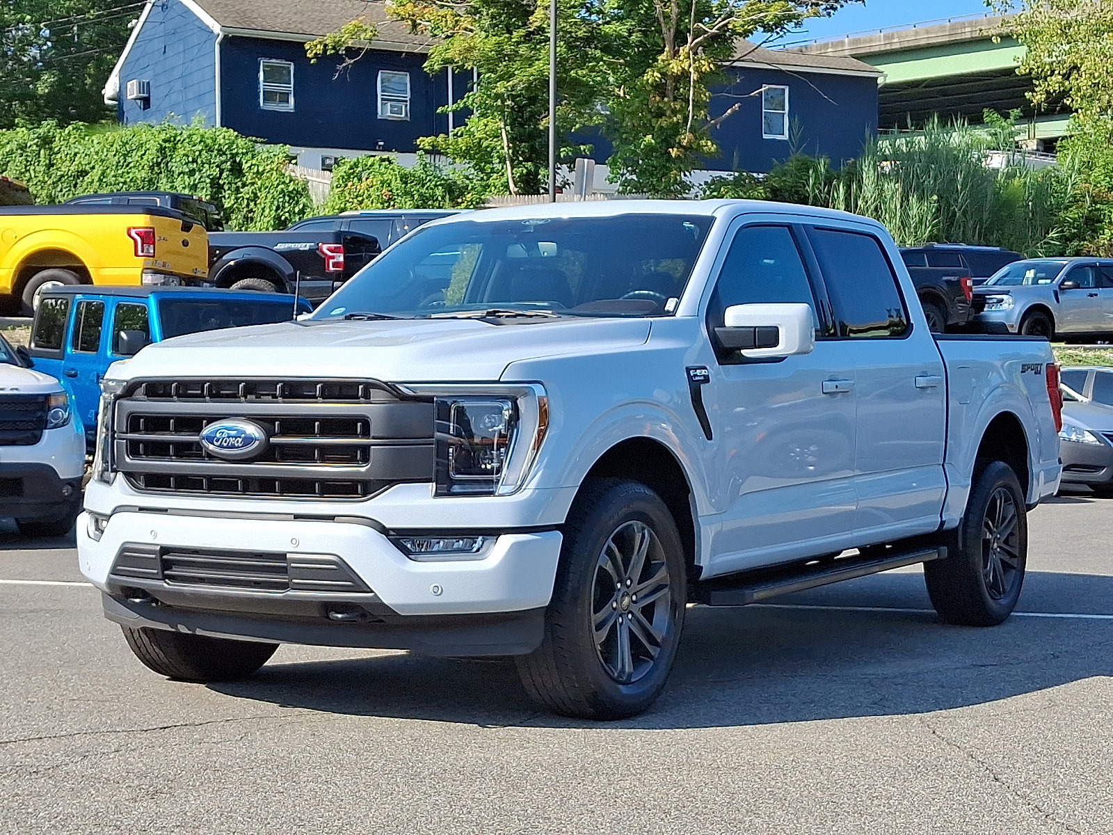 Certified 2022 Ford F150 Lariat w/ Equipment Group 502A High image 4