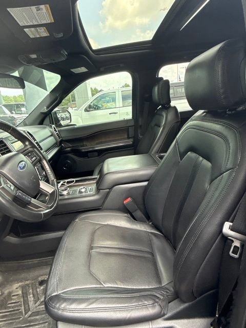 Used 2020 Ford Expedition Limited w/ Special Edition Package AWD/4WD image 5