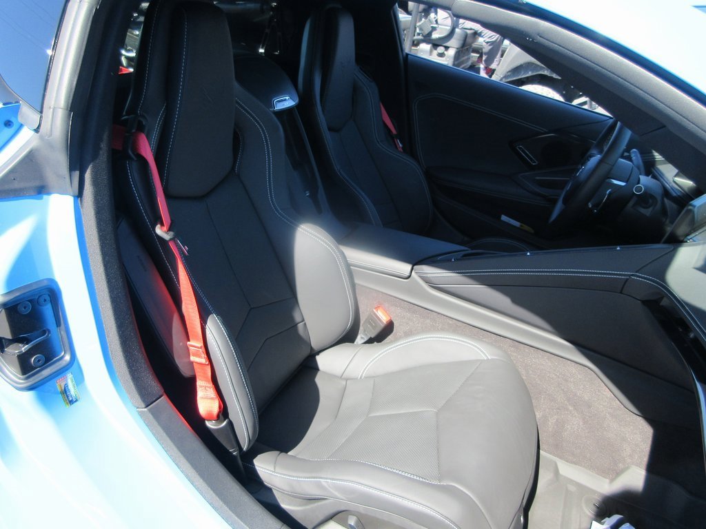 Certified 2023 Chevrolet Corvette Stingray Preferred Cpe w/ Engine Appearance Package image 18