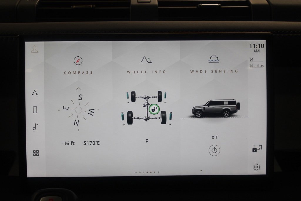 Used 2023 Land Rover Defender 130 SE image 28