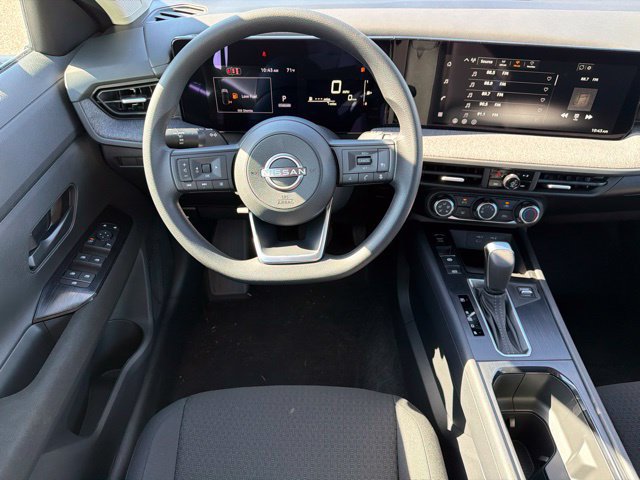 New 2027 Nissan Kicks S FWD image 18