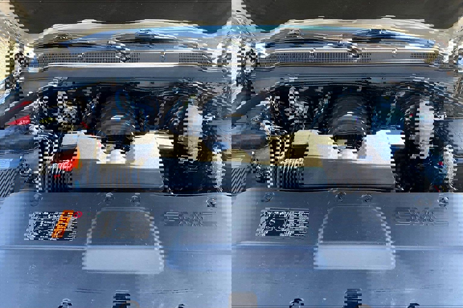 Used 2020 GMC Yukon Denali w/ Denali Premium Package image 31