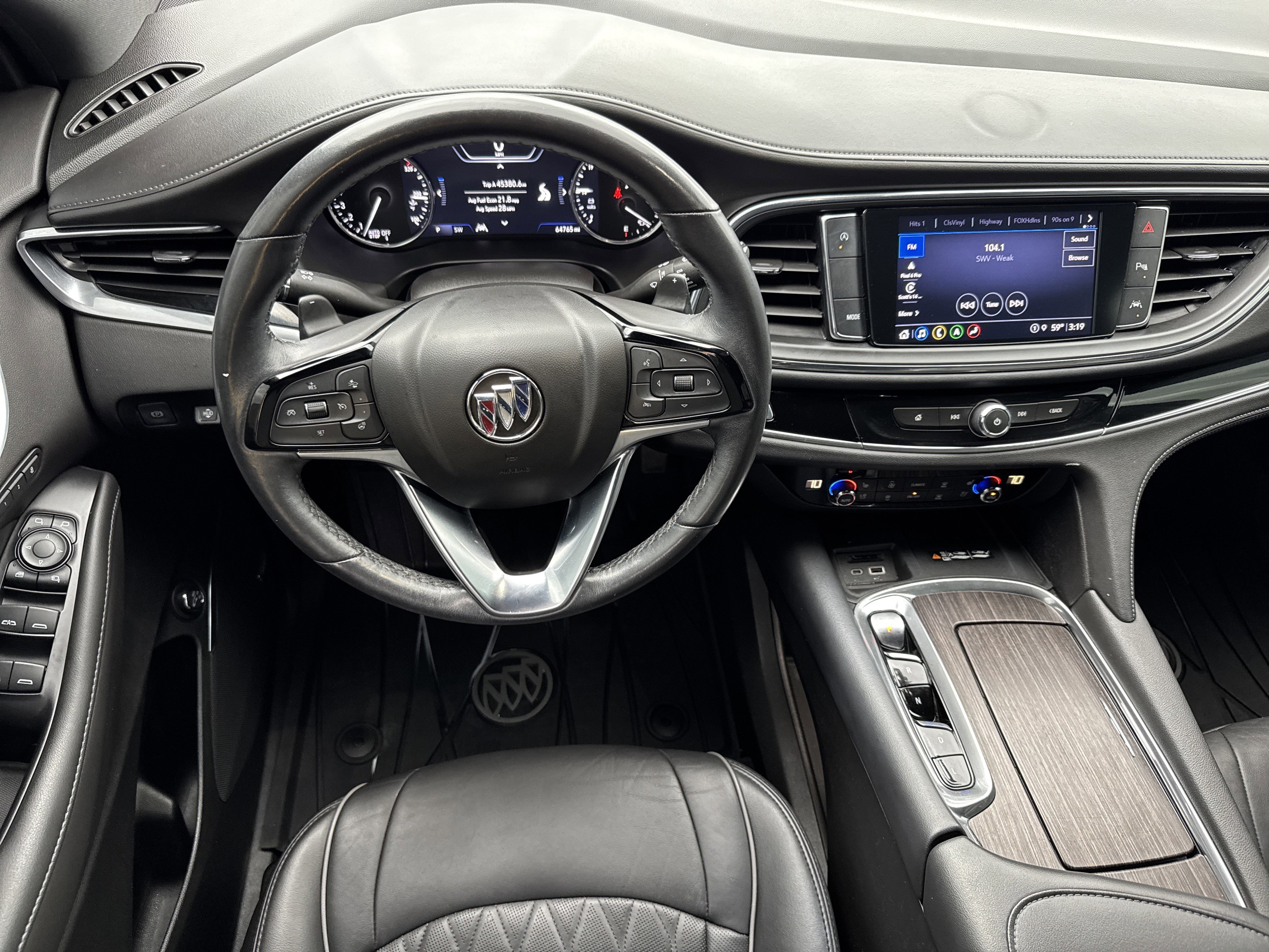 Used 2022 Buick Enclave Avenir w/ Avenir Technology Package image 16