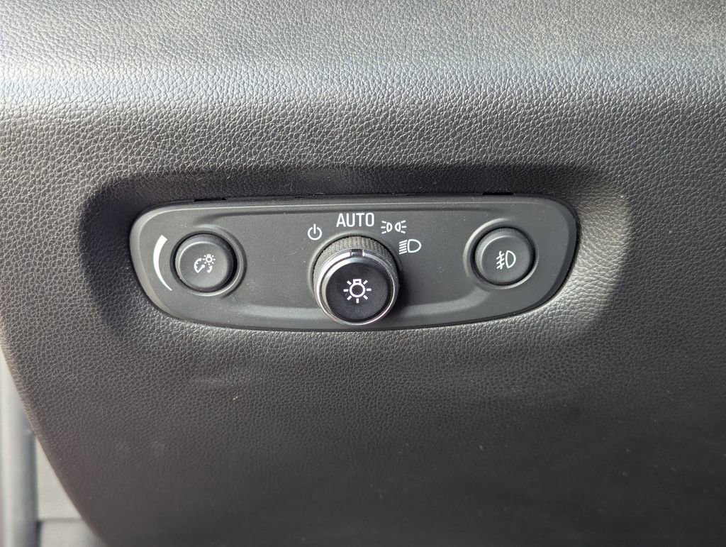 Used 2019 Chevrolet Traverse Premier w/ LPO, Floor Liner Package AWD/4WD image 27