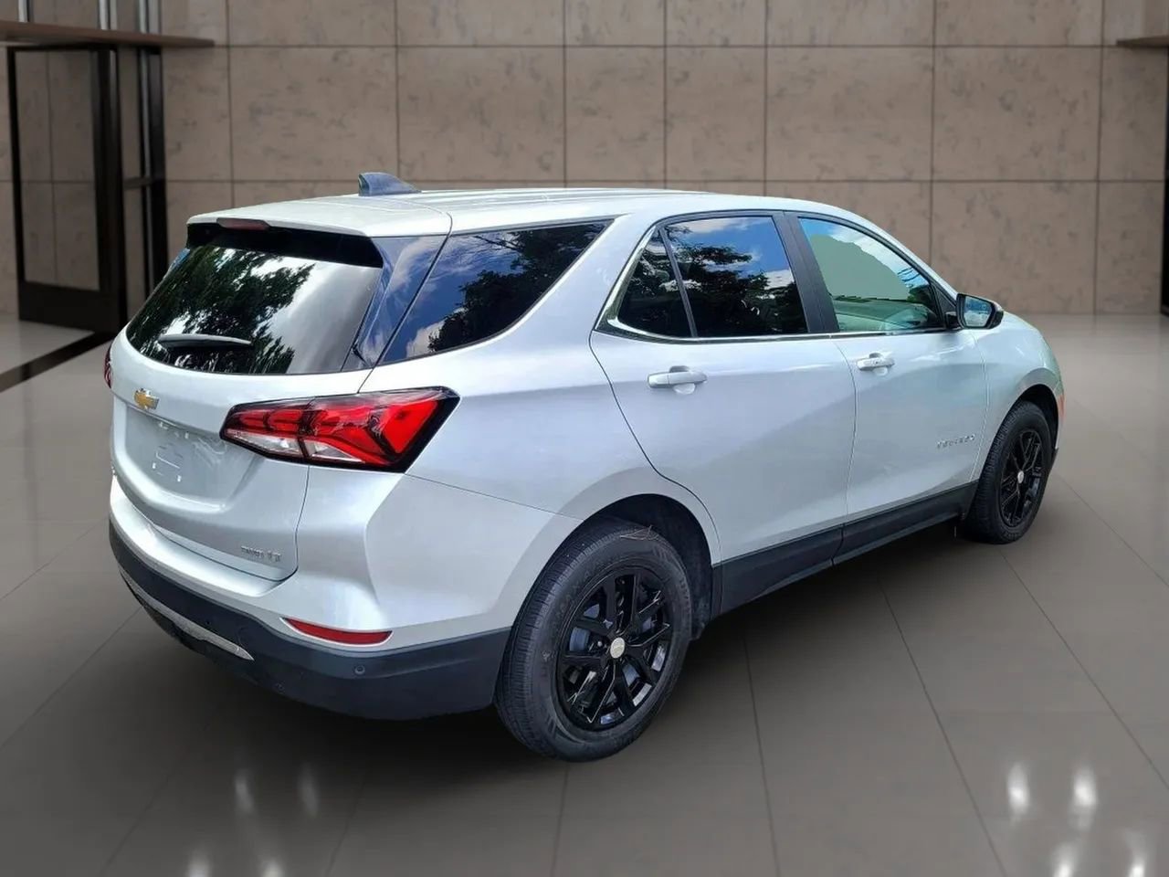 Used 2022 Chevrolet Equinox LT image 6