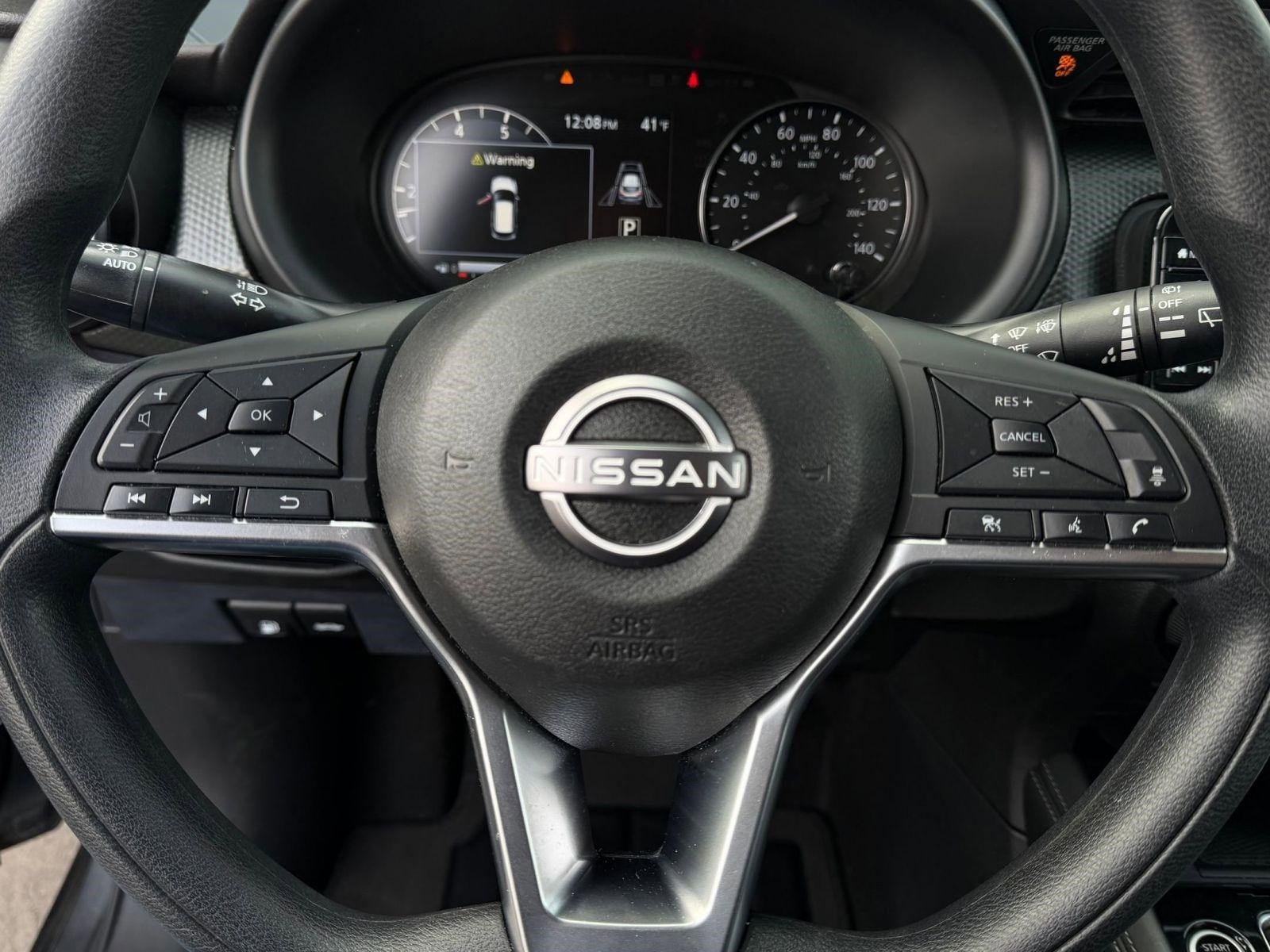 Used 2022 Nissan Kicks SV image 13