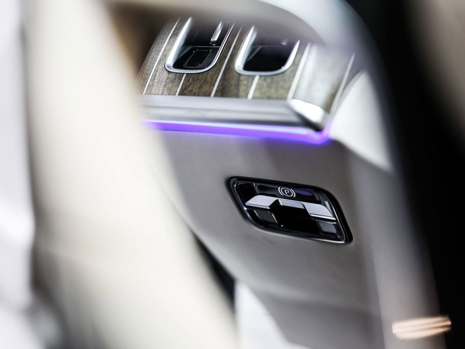 Used 2024 Mercedes-Benz Maybach S 580 4MATIC image 45