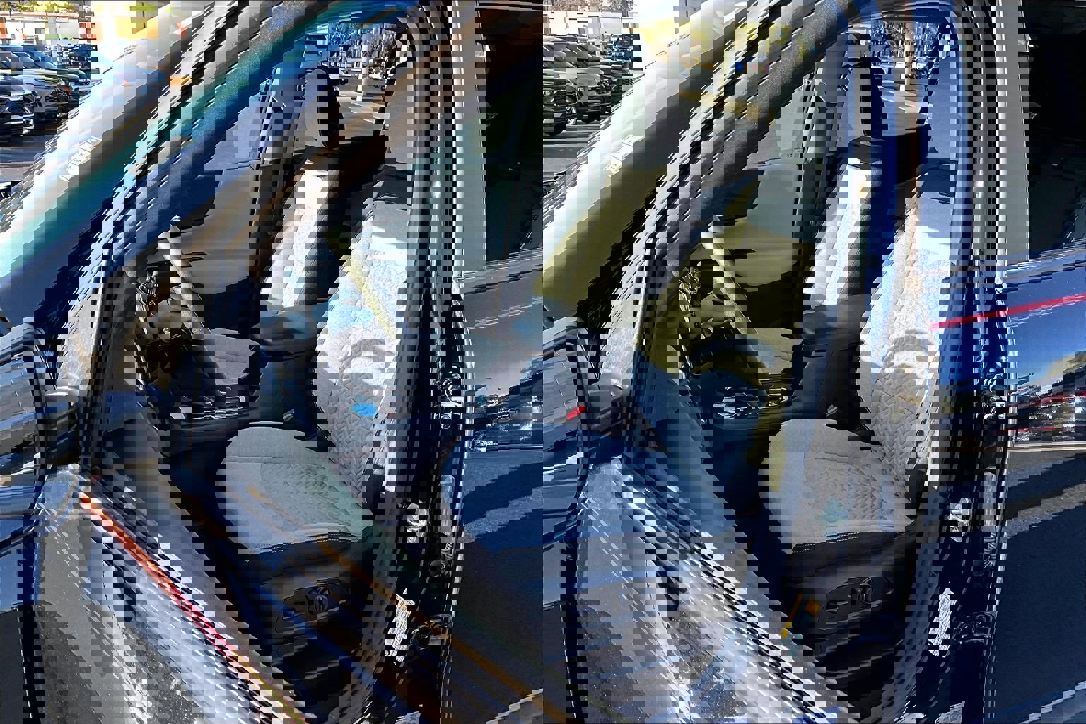 Certified 2023 Chevrolet Equinox LS w/ LS Convenience Package image 16