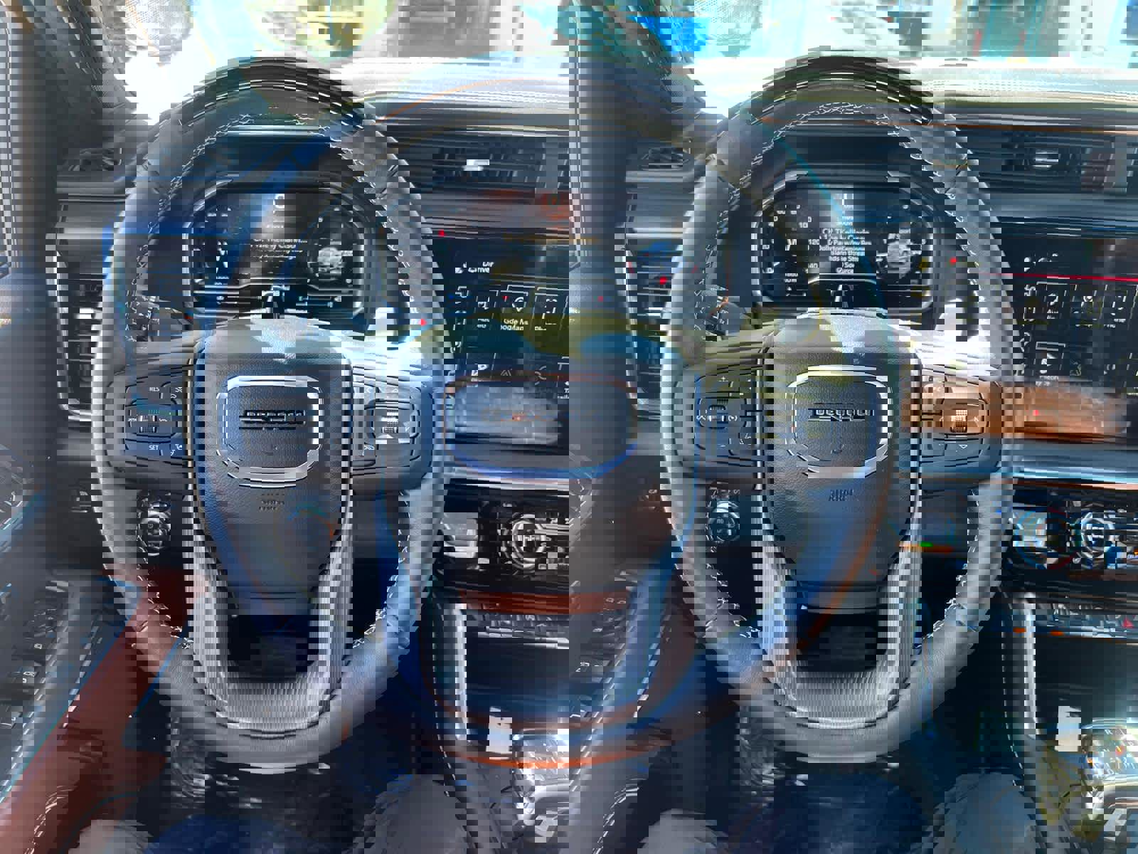 Certified 2025 GMC Sierra 1500 Denali Ultimate image 16