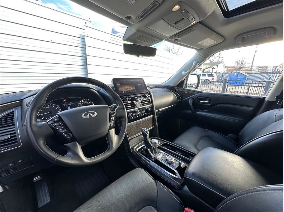 Used 2024 INFINITI QX80 Luxe image 14