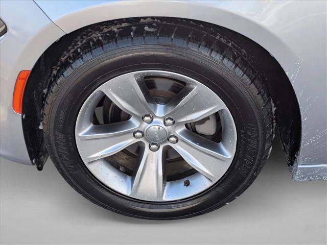 Used 2016 Dodge Charger SXT image 24