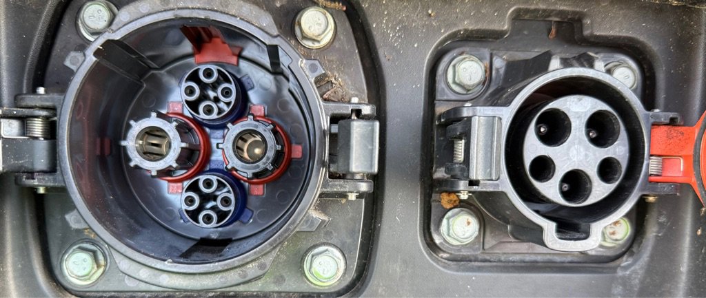 Used 2012 Nissan Leaf SL image 18