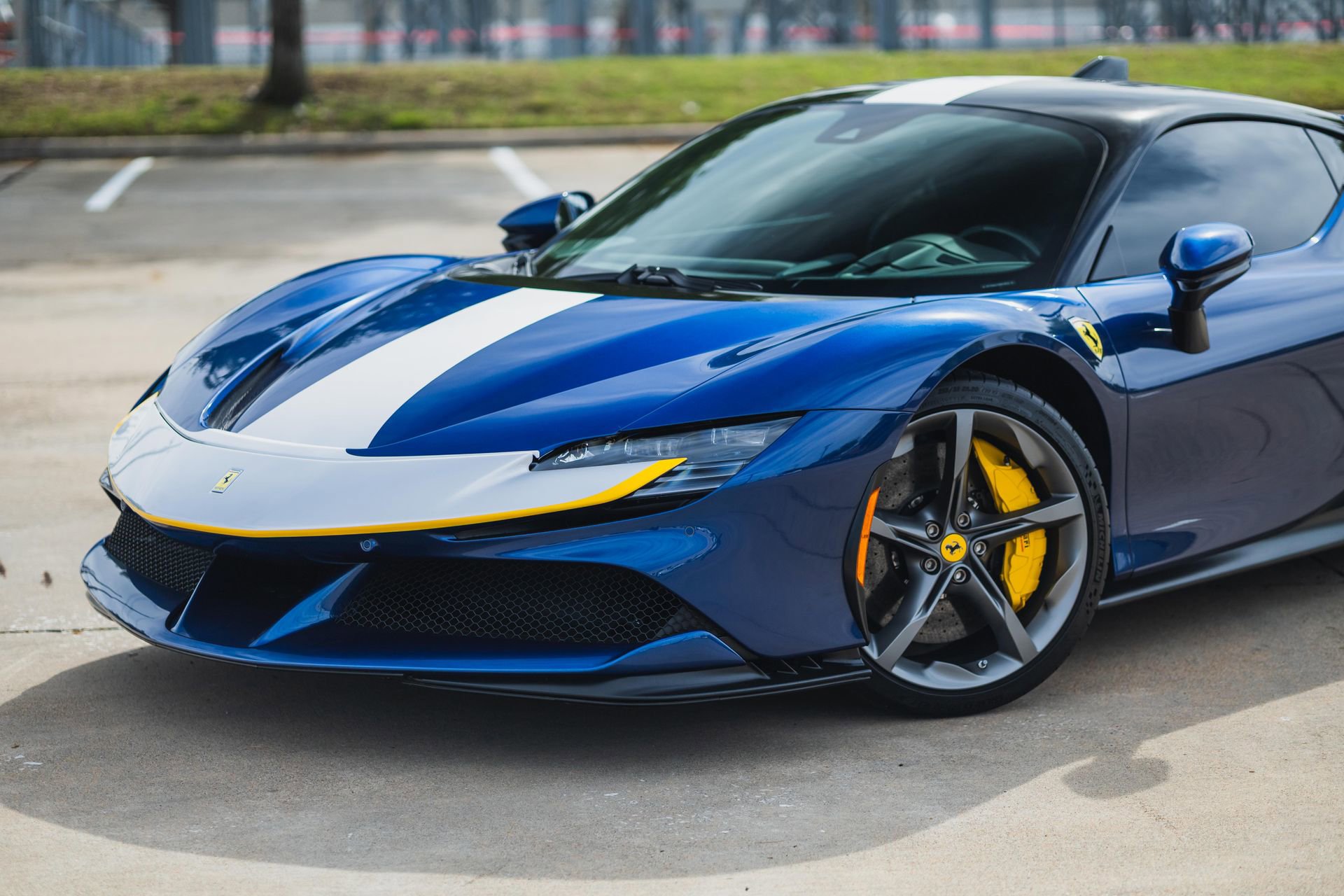 Used 2022 Ferrari SF90 Stradale image 15