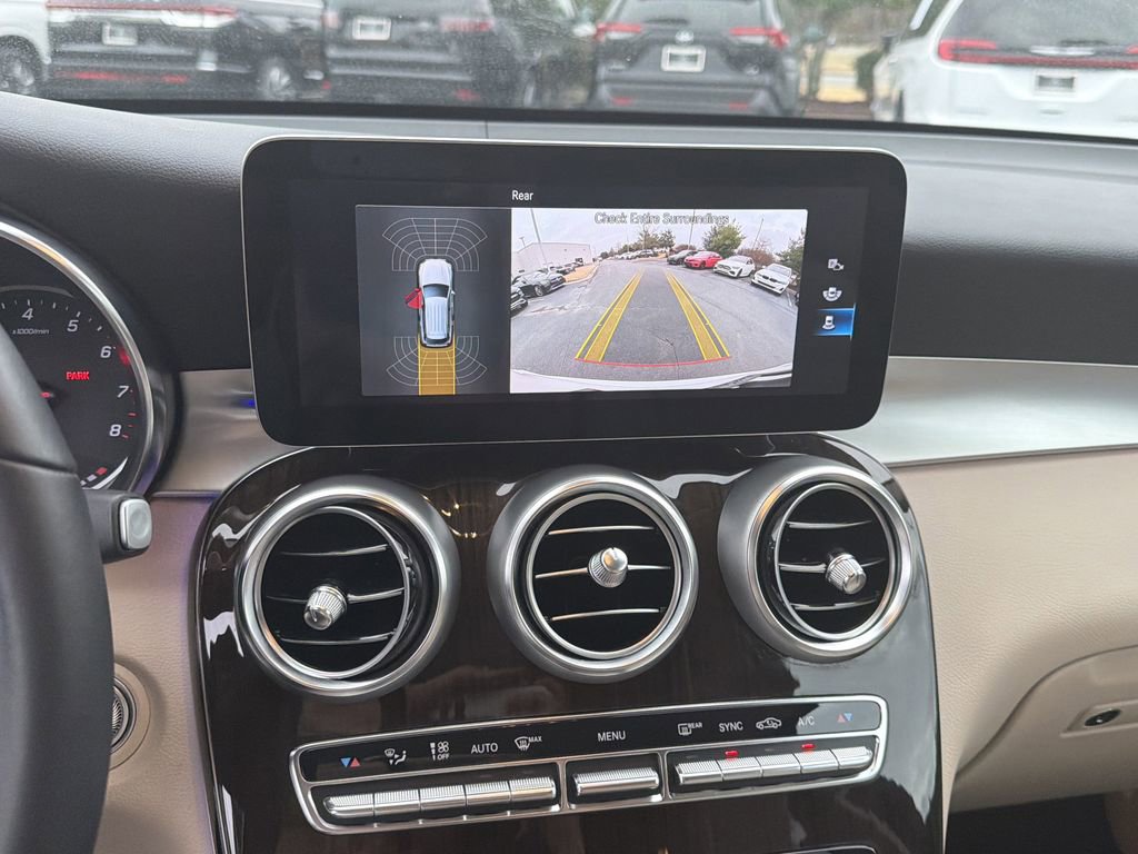 Used 2022 Mercedes-Benz GLC 300 4MATIC image 29