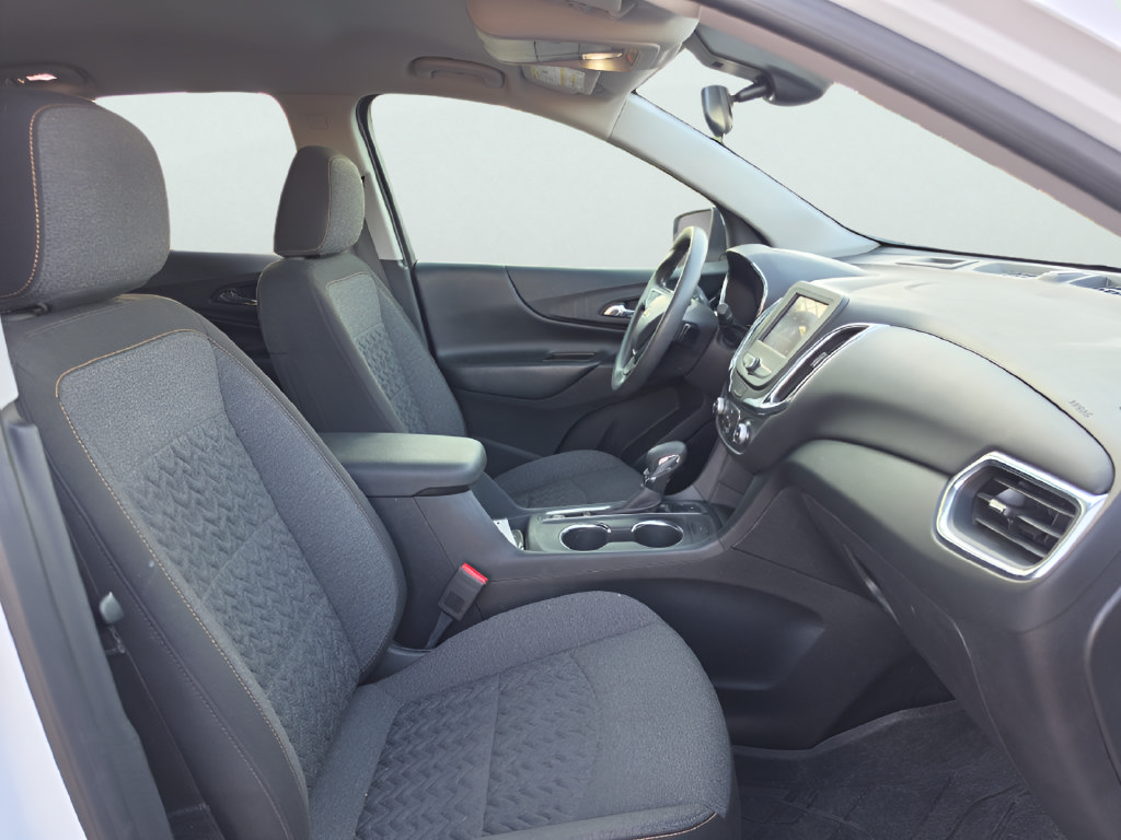 Used 2023 Chevrolet Equinox LT w/ LPO, Floor Liner Package AWD/4WD image 18