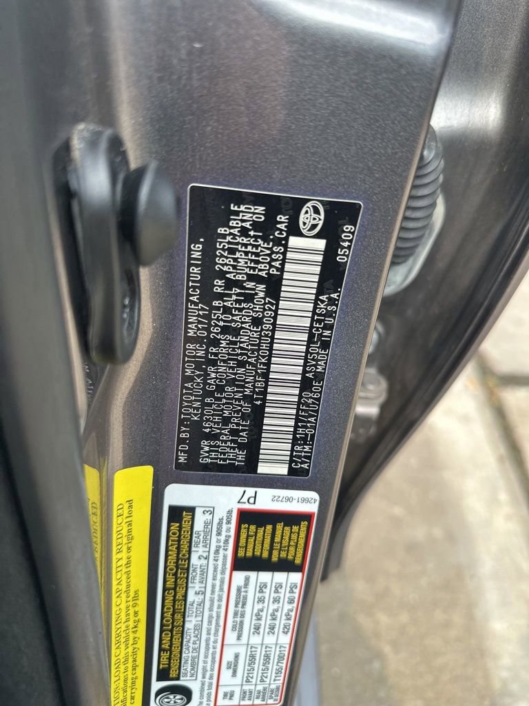 Used 2017 Toyota Camry SE FWD image 11