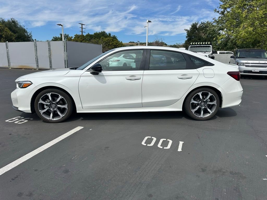 Used 2025 Honda Civic Sport image 3