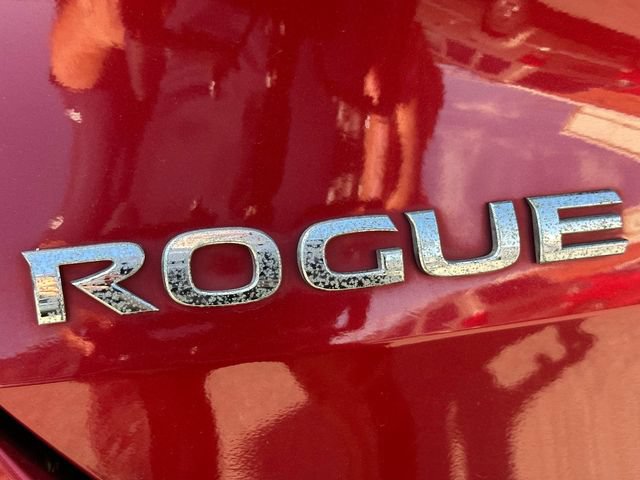 Used 2015 Nissan Rogue SL AWD/4WD image 11