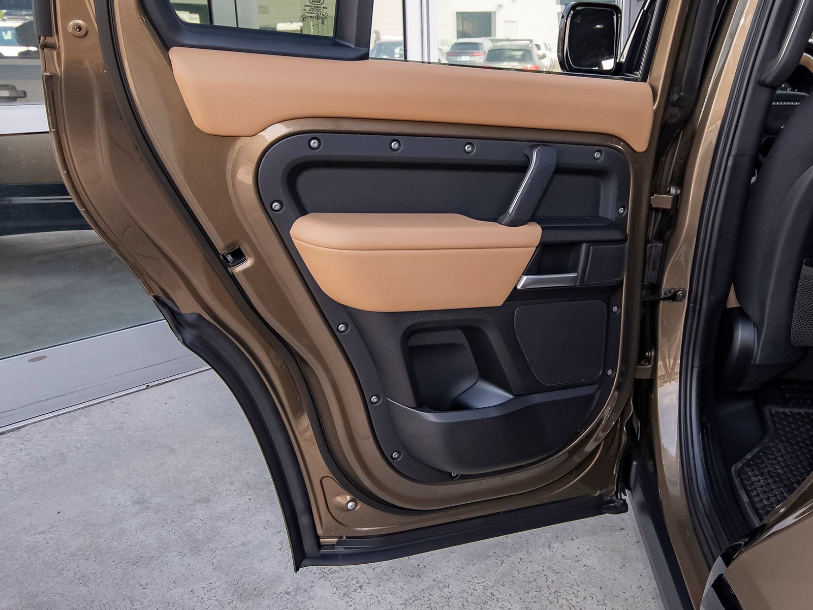 New 2026 Land Rover Defender 110 X AWD/4WD image 44