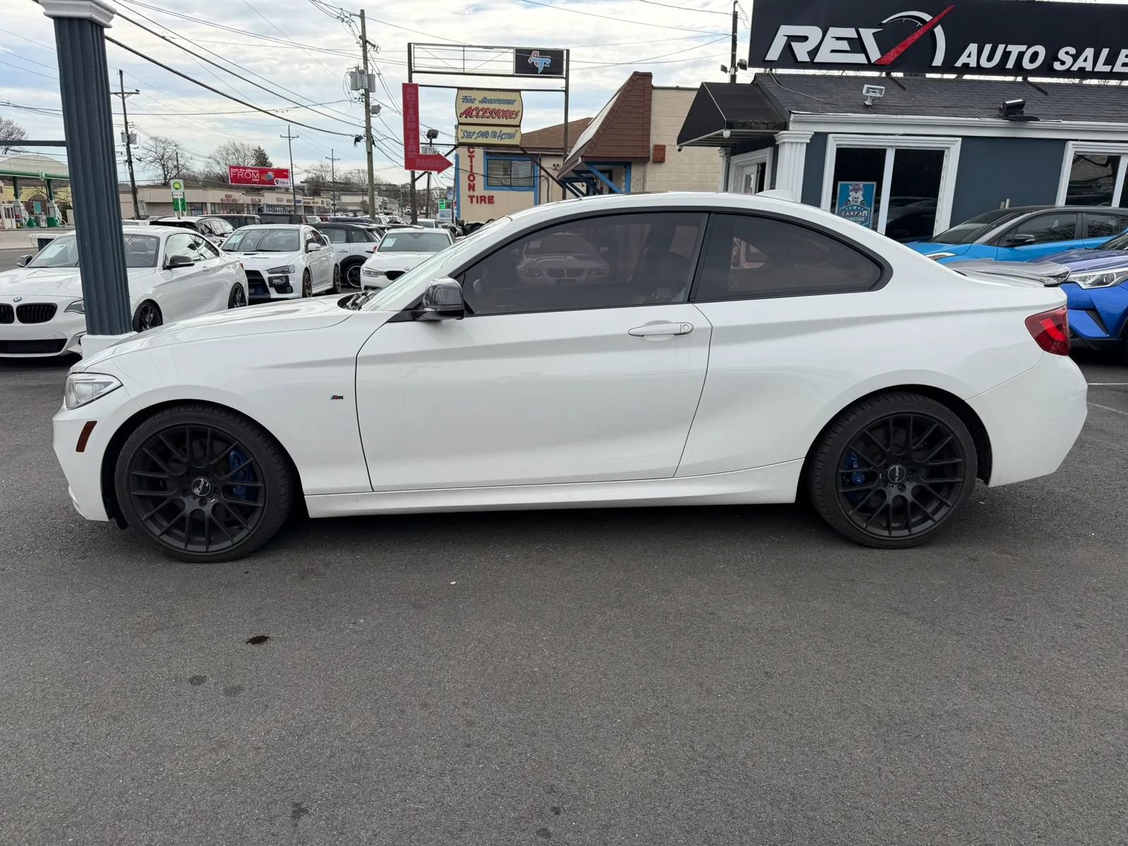 Used 2015 BMW M235i xDrive Coupe AWD/4WD image 3