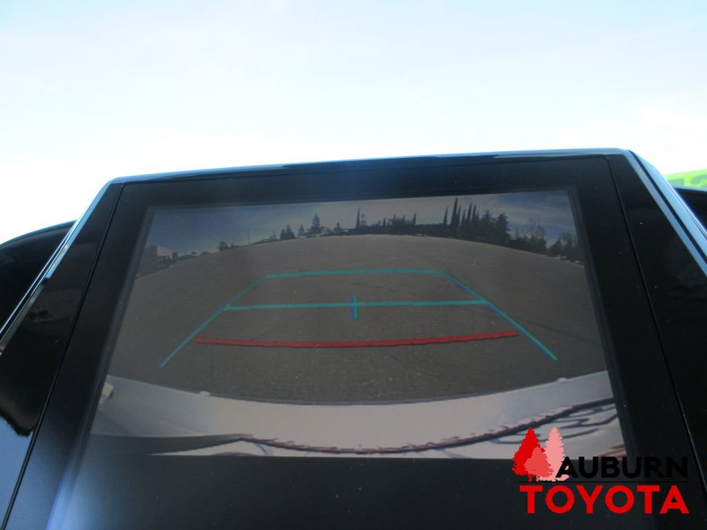 Used 2017 Toyota Prius Prime Advanced w/ Preferred Accessory Package image 18