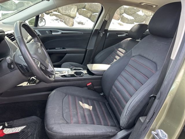 Used 2013 Ford Fusion SE image 12