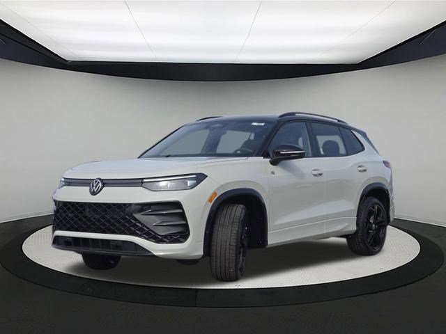 New 2026 Volkswagen Tiguan SE R-Line image 3