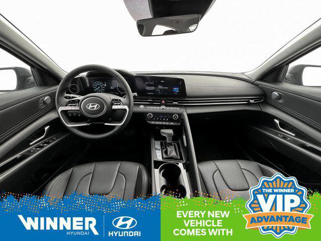 New 2025 Hyundai Elantra Limited image 14