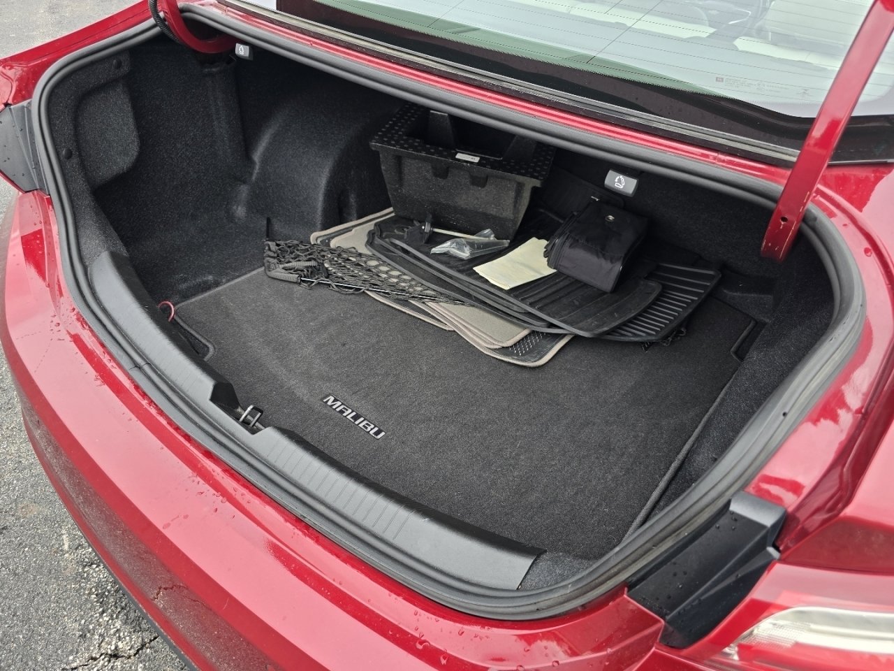 Used 2020 Chevrolet Malibu Premier FWD image 19
