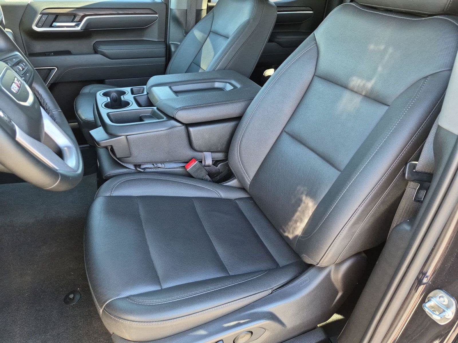 Used 2026 GMC Sierra 1500 SLT AWD/4WD image 31