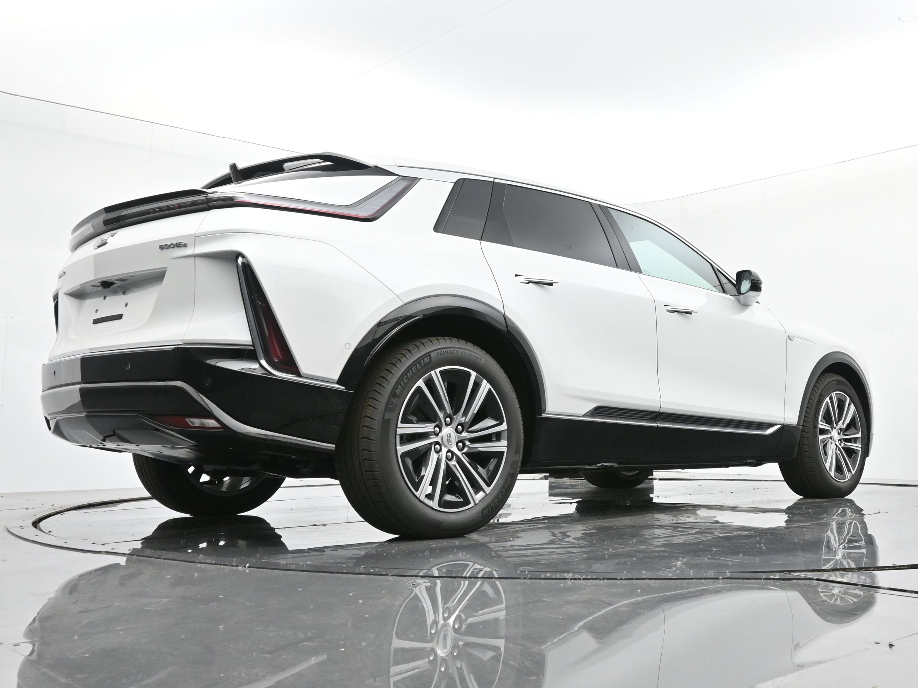 New 2025 Cadillac Lyriq Luxury image 19