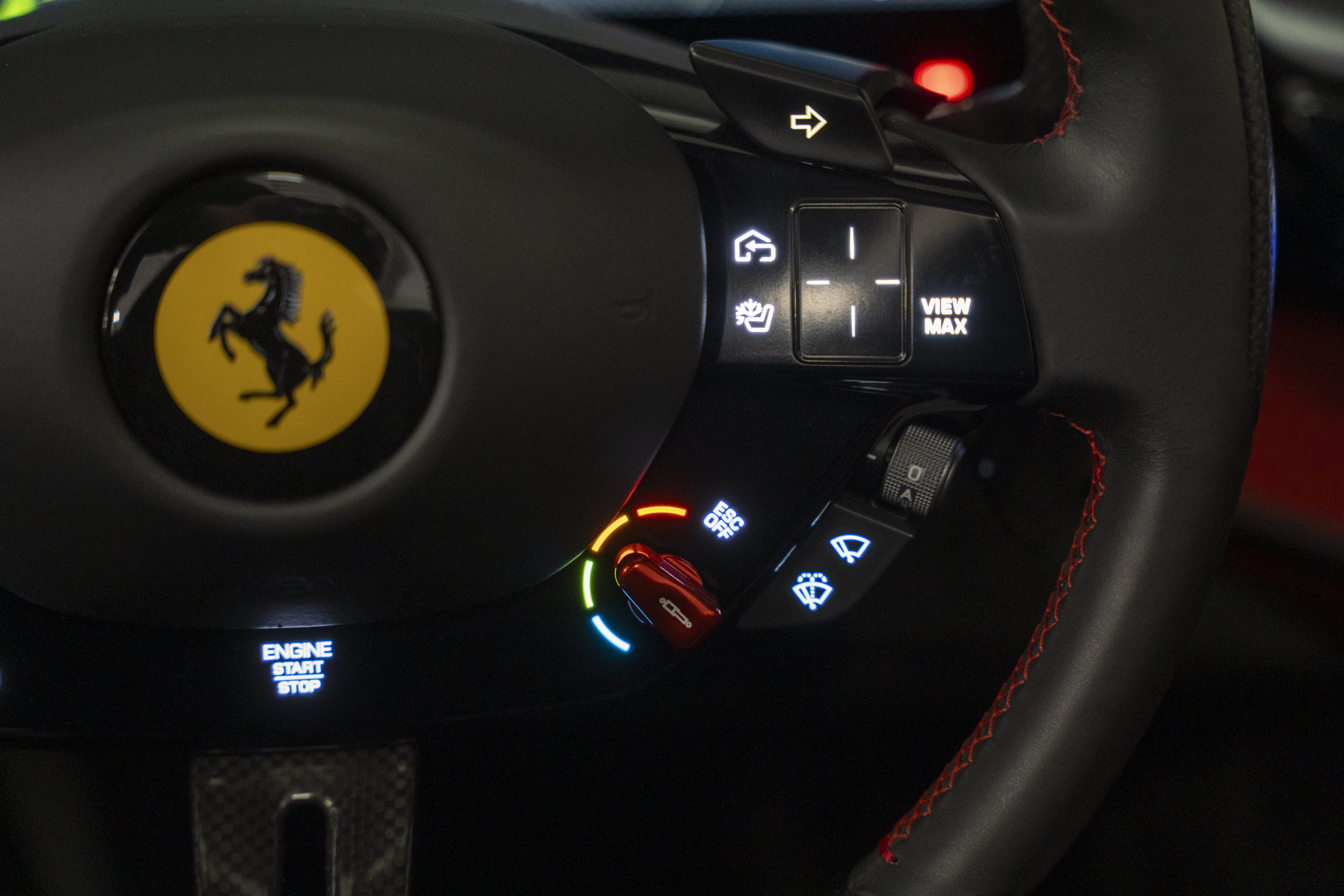 Used 2022 Ferrari SF90 Spider AWD/4WD image 37