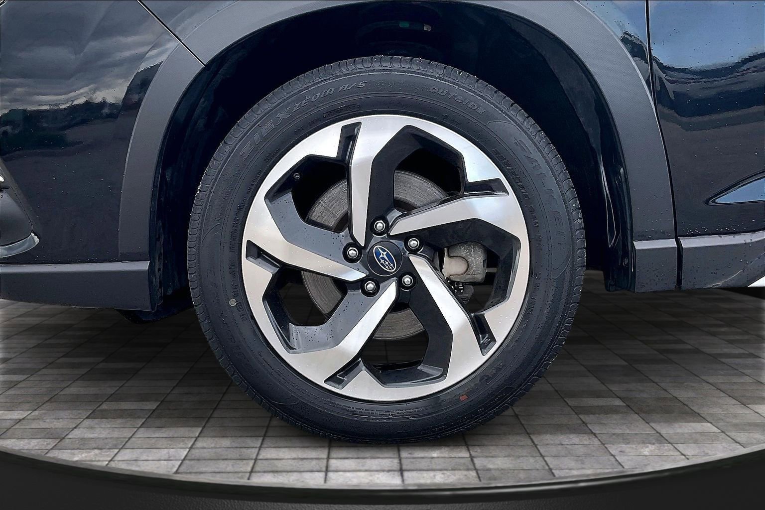 Used 2023 Subaru Forester Touring image 8