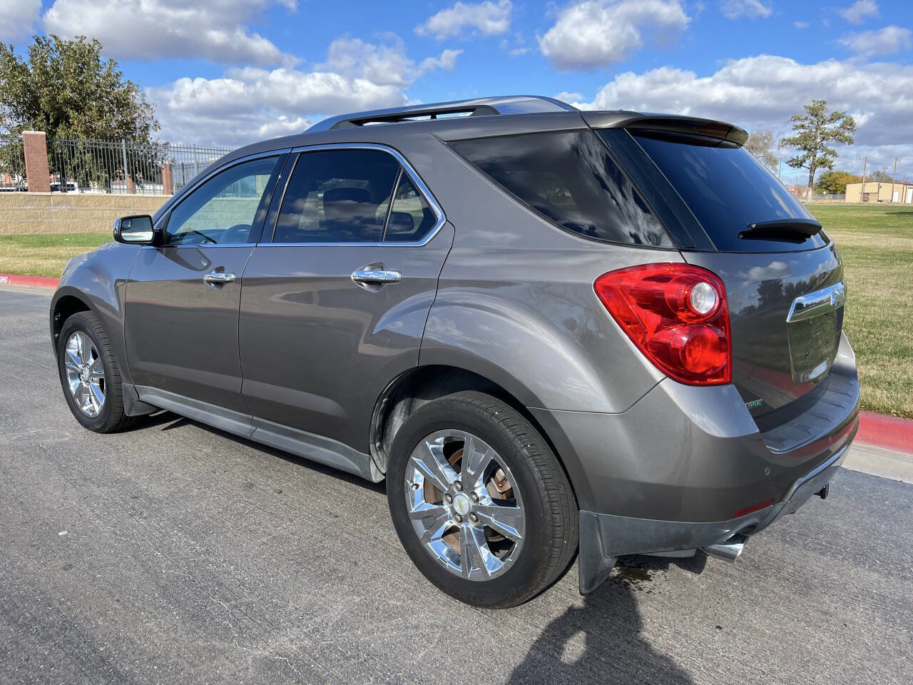 Used 2012 Chevrolet Equinox LTZ image 3