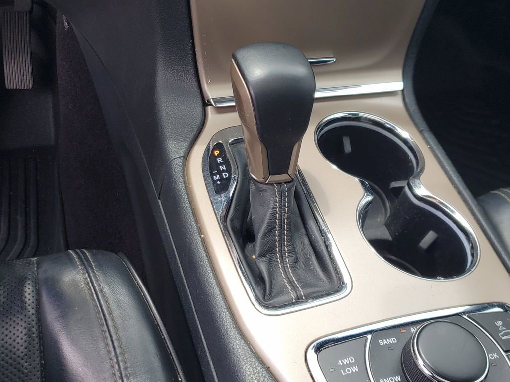 Used 2017 Jeep Grand Cherokee Overland AWD/4WD image 27