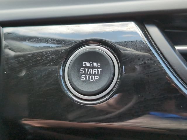 Used 2025 Kia Seltos S FWD image 21