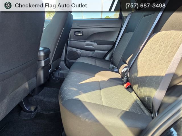 Used 2025 Mitsubishi Outlander Sport ES image 35