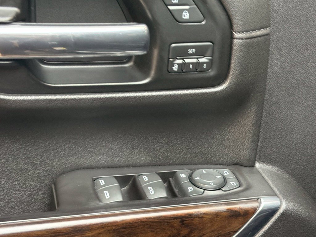Used 2019 GMC Sierra 1500 SLT w/ SLT Premium Plus Package AWD/4WD image 21