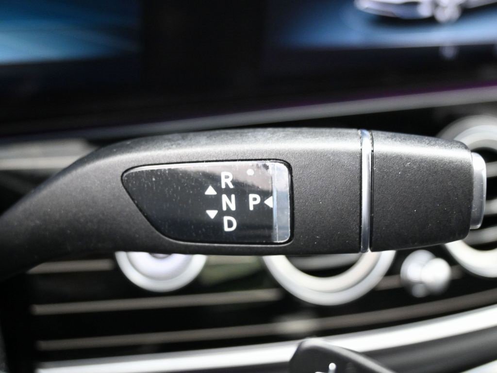 Used 2020 Mercedes-Benz E 350 4MATIC Sedan w/ Premium Package image 25