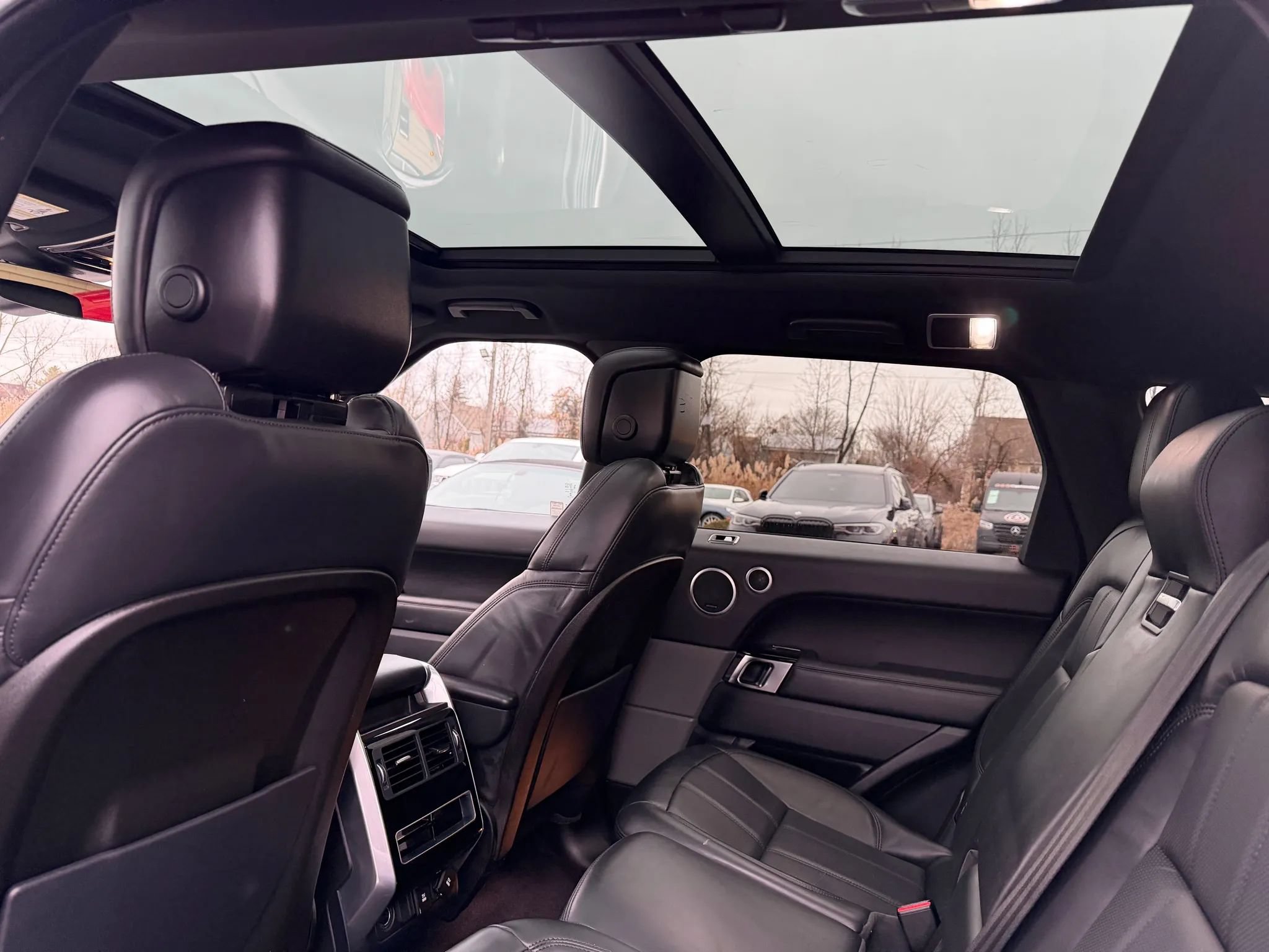 Used 2018 Land Rover Range Rover Sport Supercharged AWD/4WD image 23