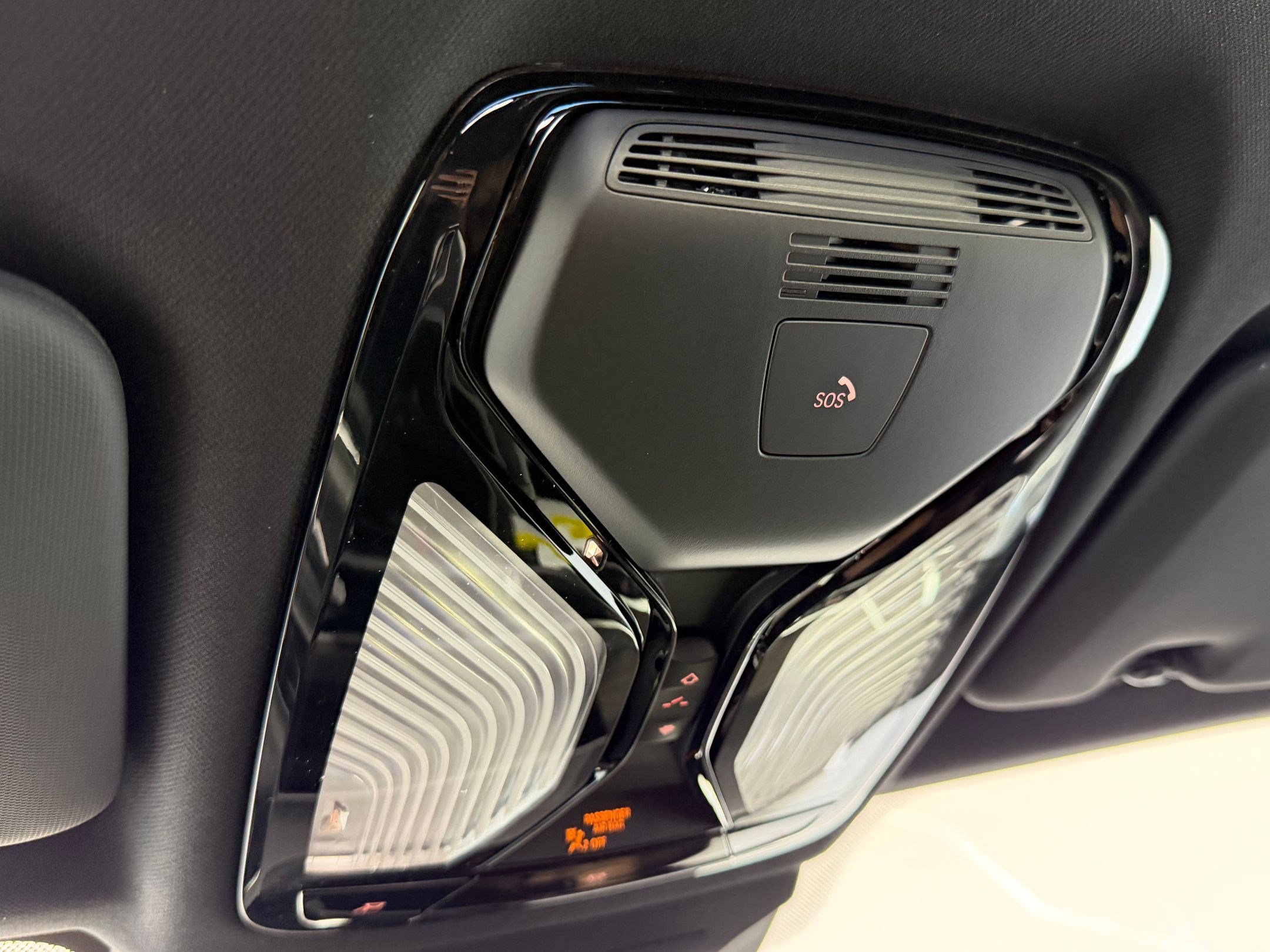 Used 2026 BMW X5 xDrive40i w/ Climate Comfort Package image 23