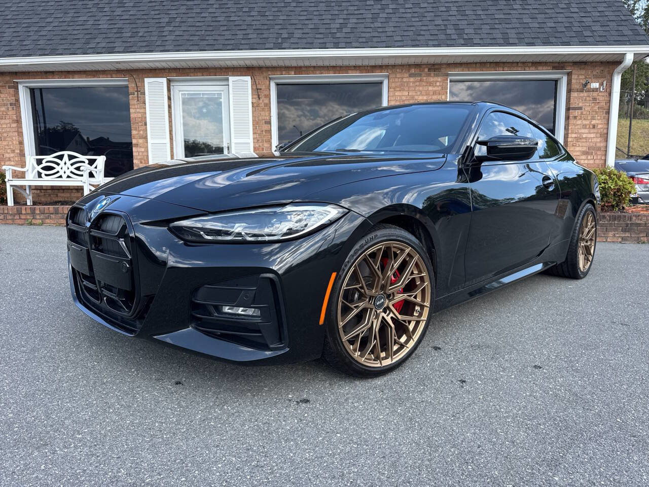 Used 2021 BMW 430i xDrive Coupe w/ M Sport Package AWD/4WD image 2