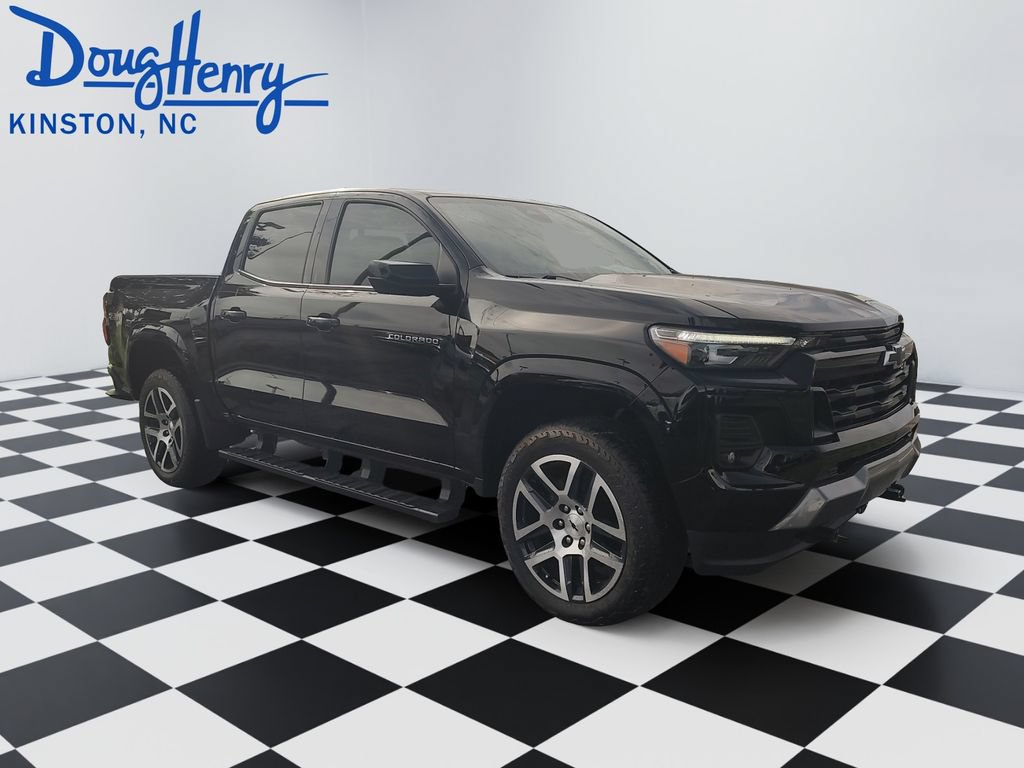 Used 2023 Chevrolet Colorado Z71 w/ Z71 Convenience Package 2 AWD/4WD image 7