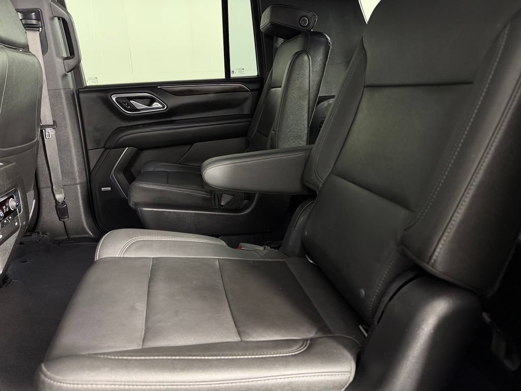 Used 2021 Chevrolet Suburban Z71 AWD/4WD image 25