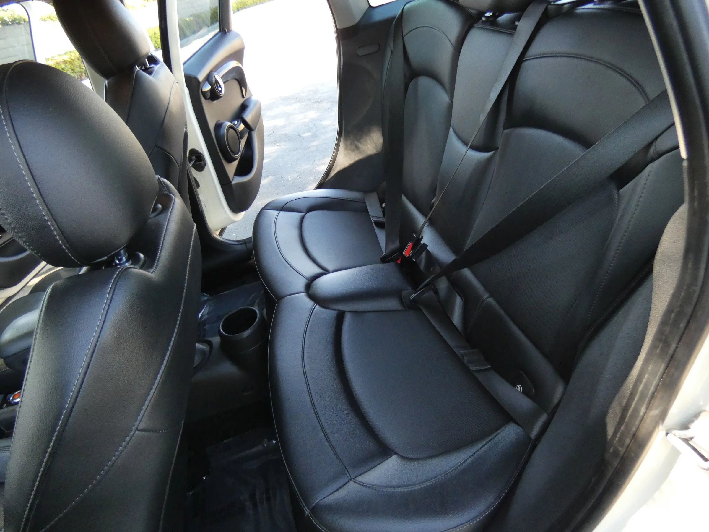 Used 2017 MINI Cooper S image 38