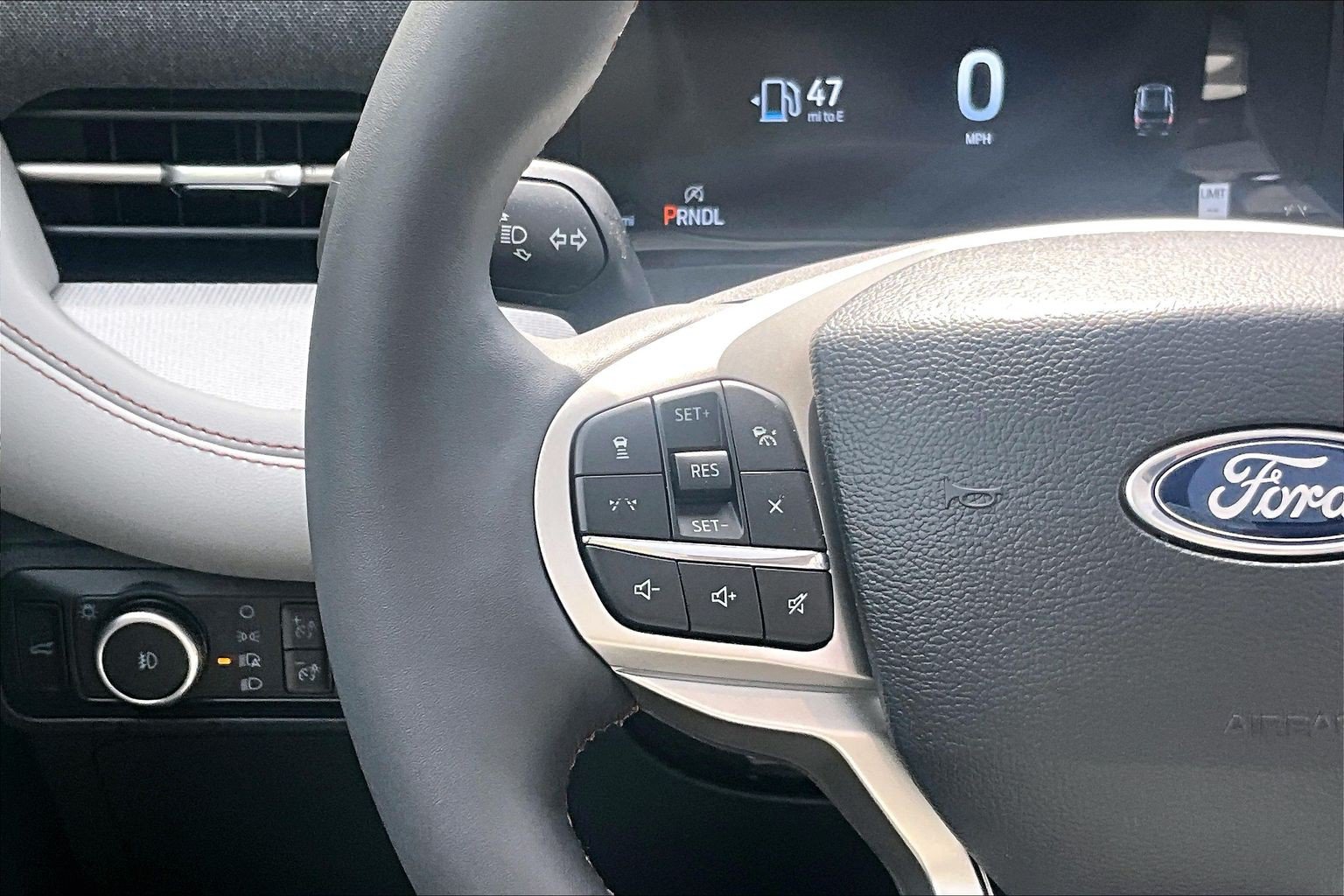New 2026 Ford Explorer Active w/ Active Comfort Package AWD/4WD image 17