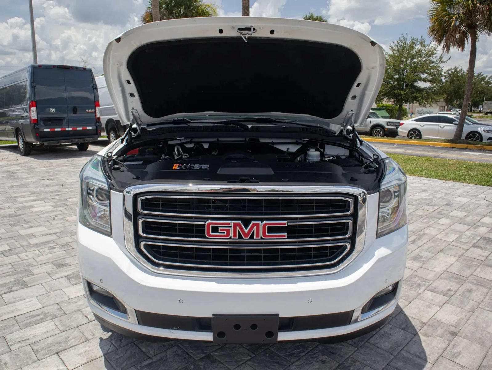 Used 2020 GMC Yukon SLE AWD/4WD image 35