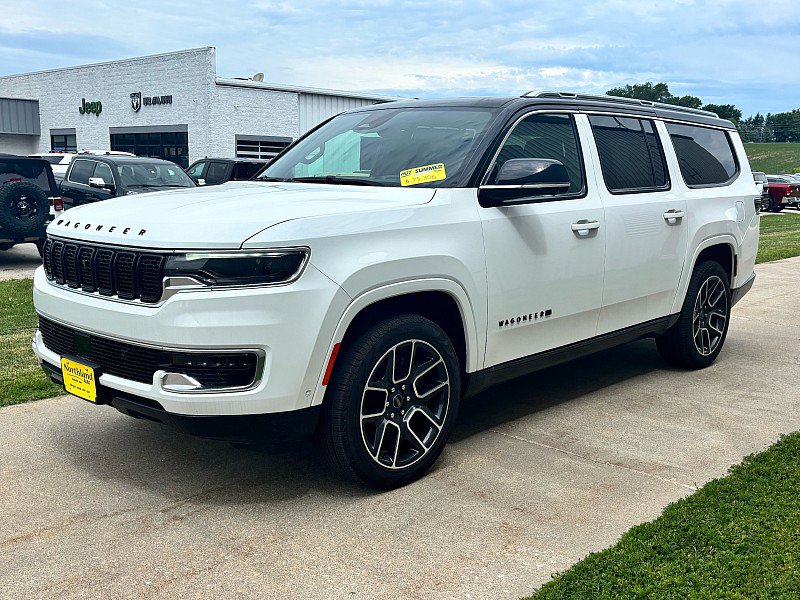 New 2025 Jeep Wagoneer L Series III w/ Quick Order Package 25C Super AWD/4WD image 8